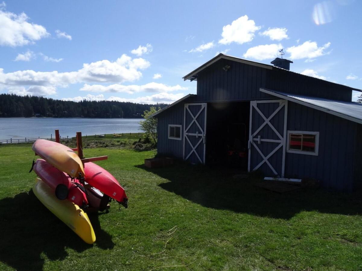 Oceanfront Studio/Loft: Alpacas, Oysters & Kayaks Shelton Dış mekan fotoğraf